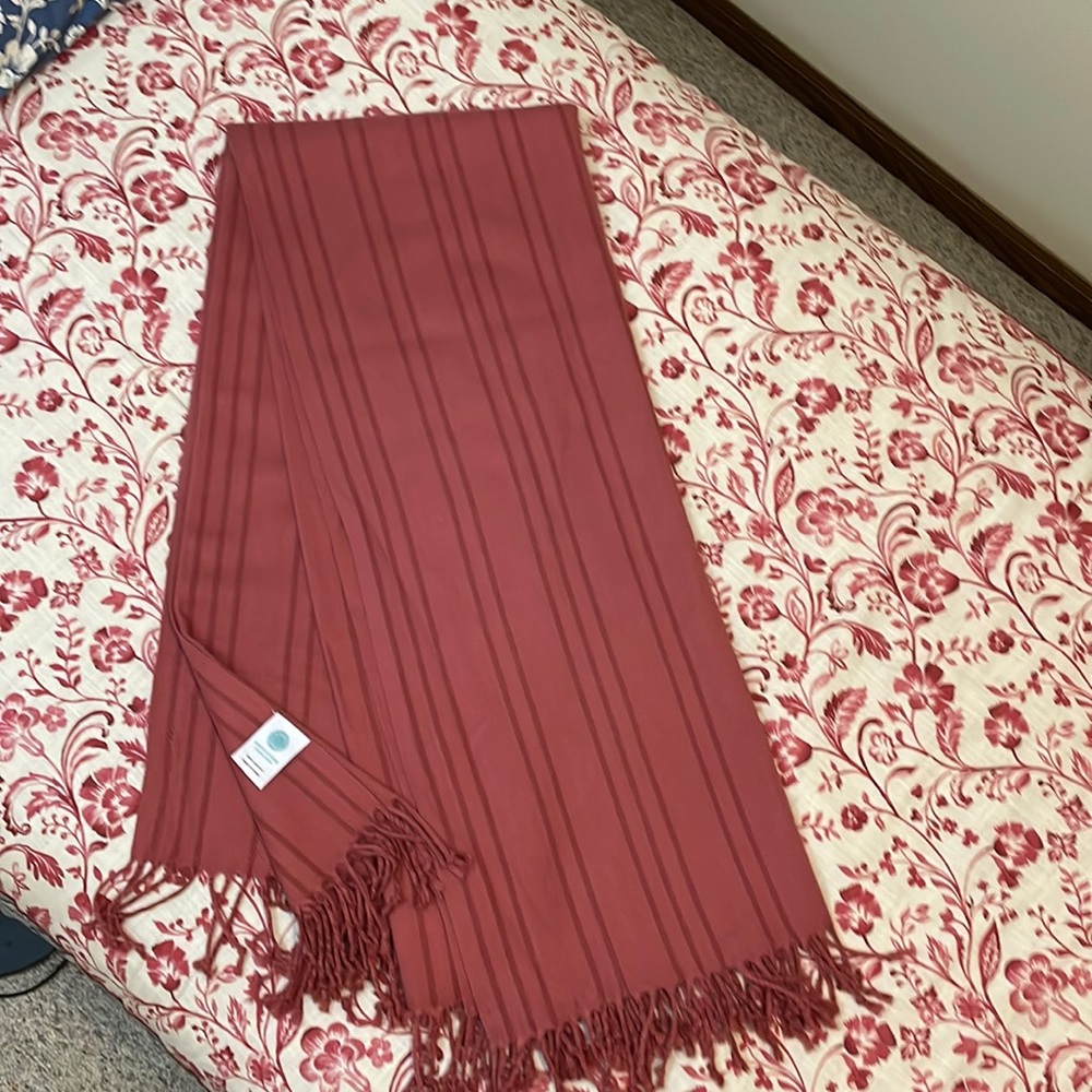 Martha Stewart Burgundy Throw Blanket
